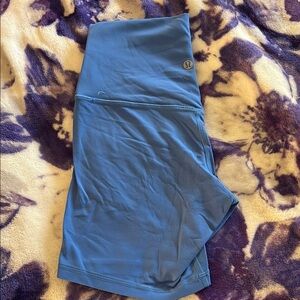 Lululemon Align 6” shorts
